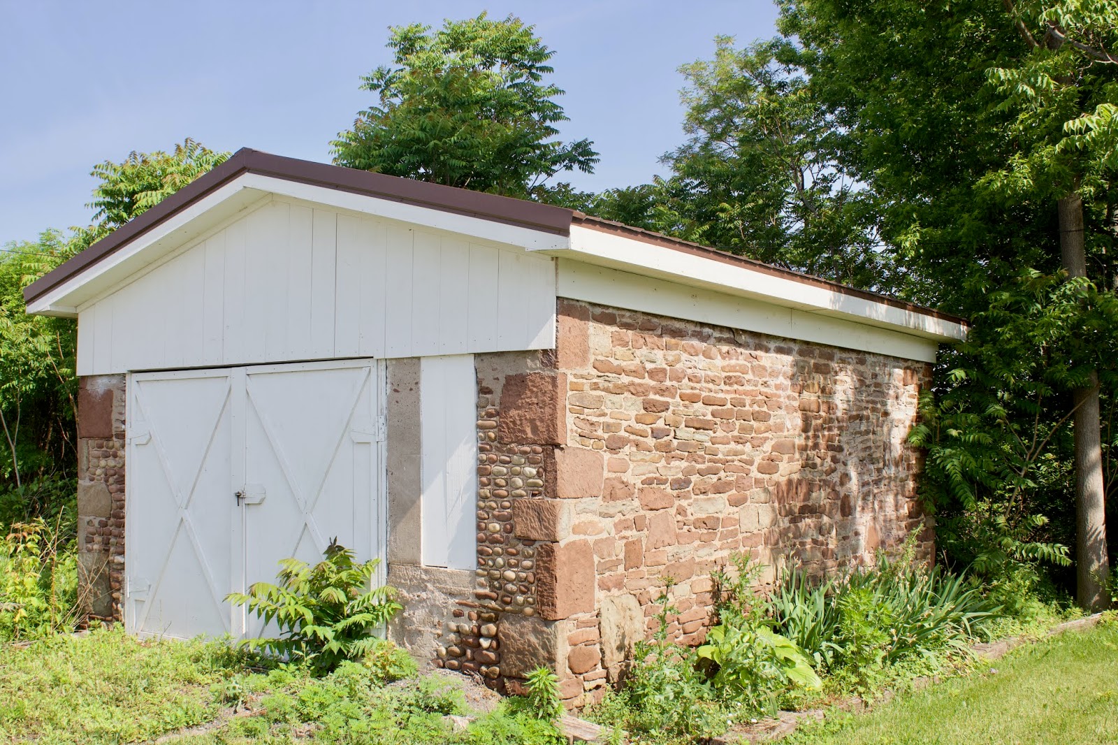 7528 Ridge Road, Clarkson